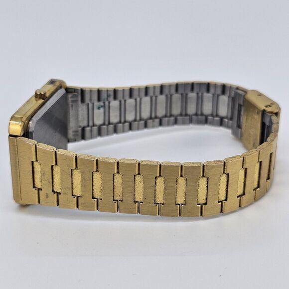 Elgin Women\'s Watch 26MM Black Gold Dial Gold Bracelet Band Up to 7\